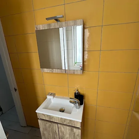 Апартаменты Paceville - 3a - Stylish 2br Centre Сент Джулианс