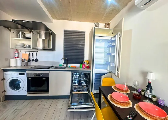 شقة Paceville - 3a - Stylish 2br Centre سانت جوليان