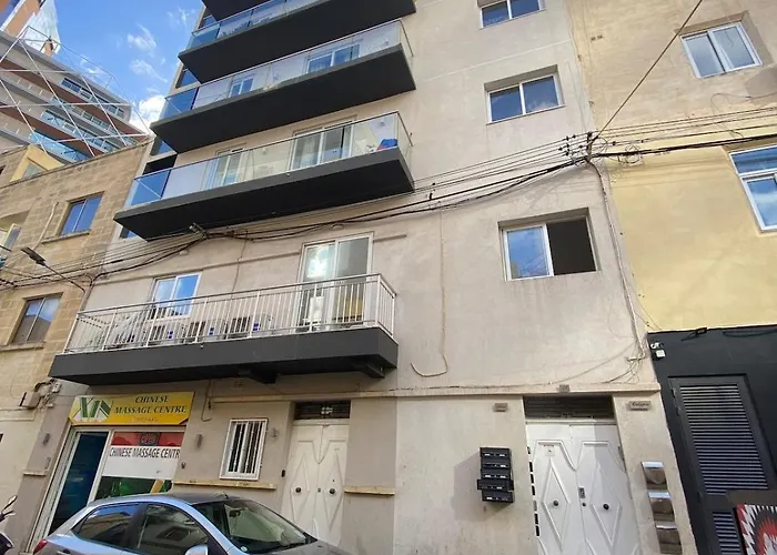 Paceville - 3a - Stylish 2br Centre